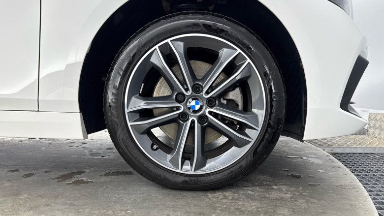 BMW 1 Series 118i [136] Sport 5dr [Live Cockpit Professional] Petrol Hatchback